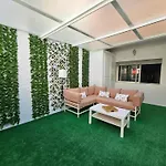 Appartement Entier Propre Familial De 116M Avec Terrasse Et Place Au Garage