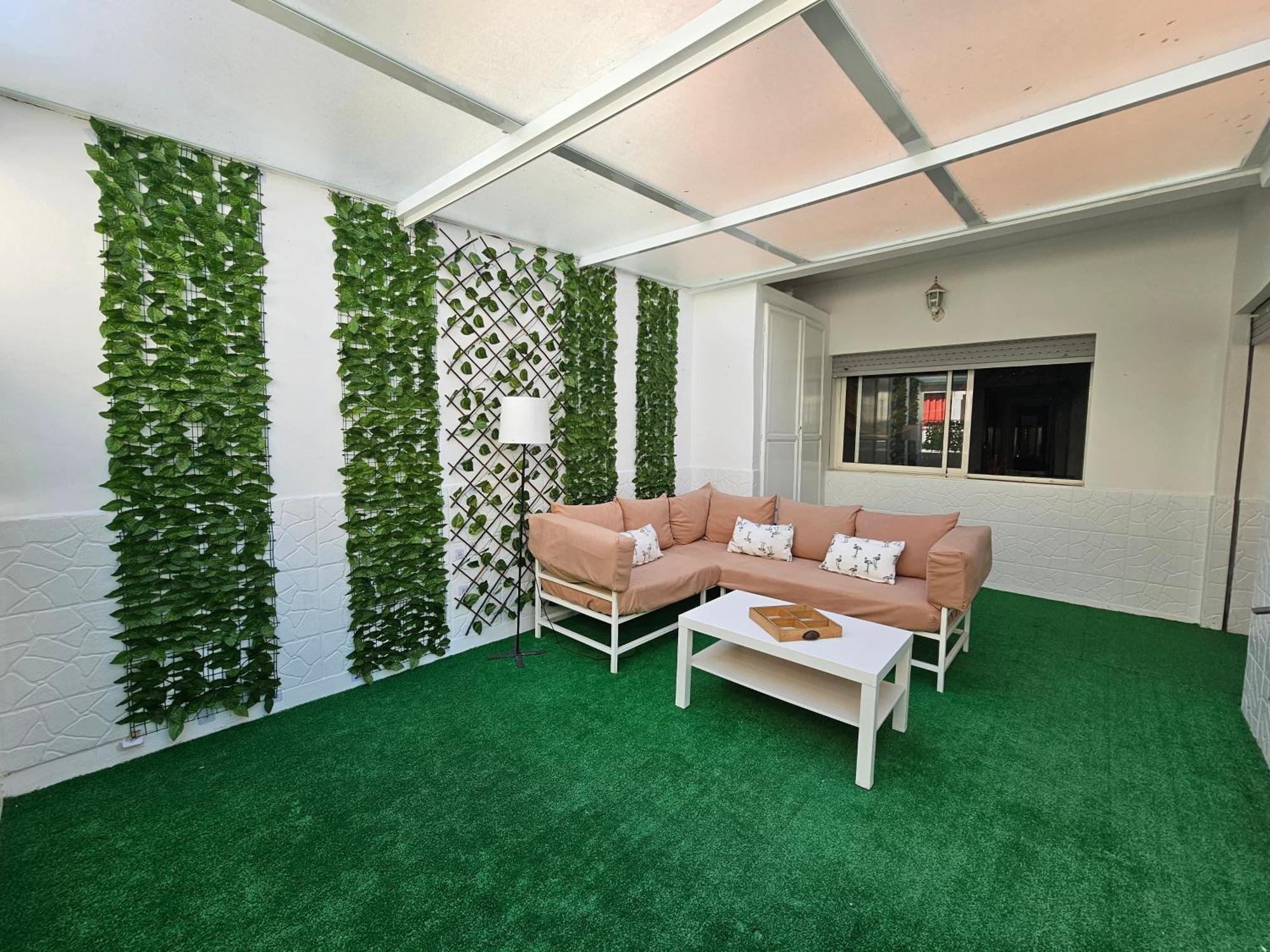 Apartment Entier Propre Familial De 116m Avec Terrasse Et Place Au Garage