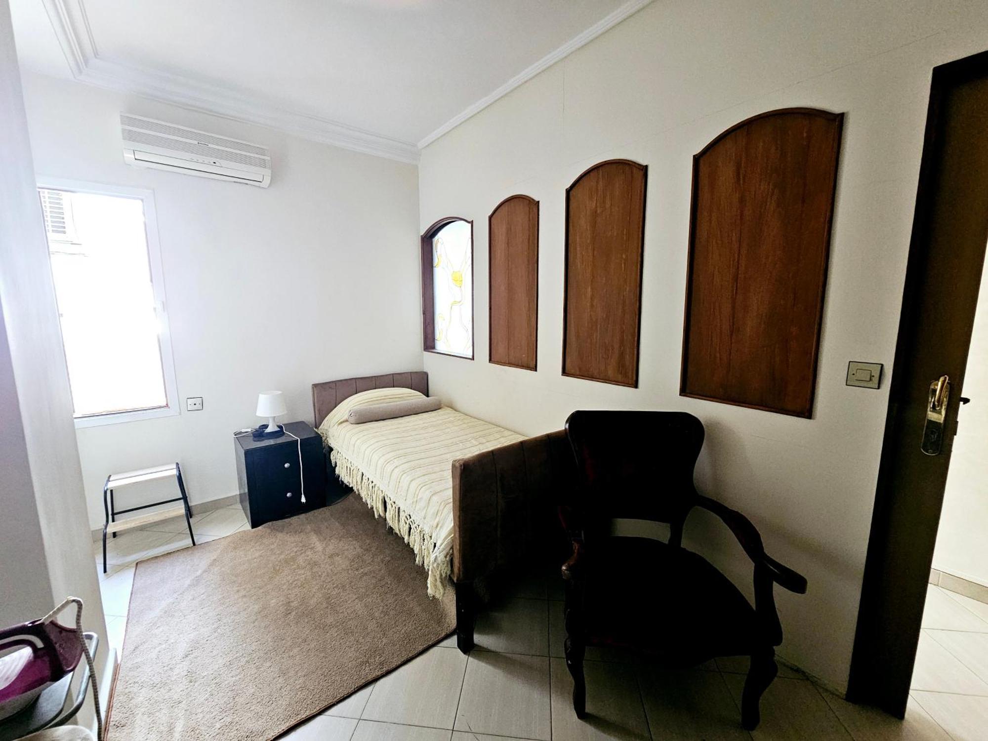 Entier Propre Familial De 116m Avec Terrasse Et Place Au Garage * Tangier